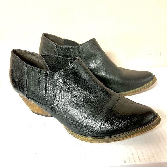 Very Volatile Jackson Black leather Western cowgirl Bootie women size 8 - Picture 1 of 10